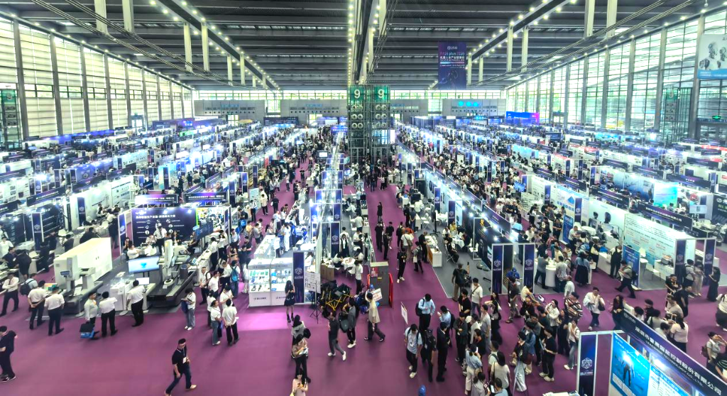 凯发k8一触即发智造・智启未来｜凯发k8一触即发亮相 FAIR plus 2026，以精密传动硬核实力赋能机器人量产时代